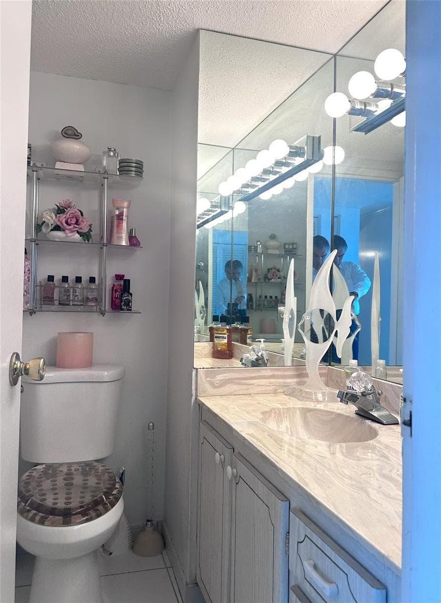 5100 Dupont Boulevard 11n photo 14