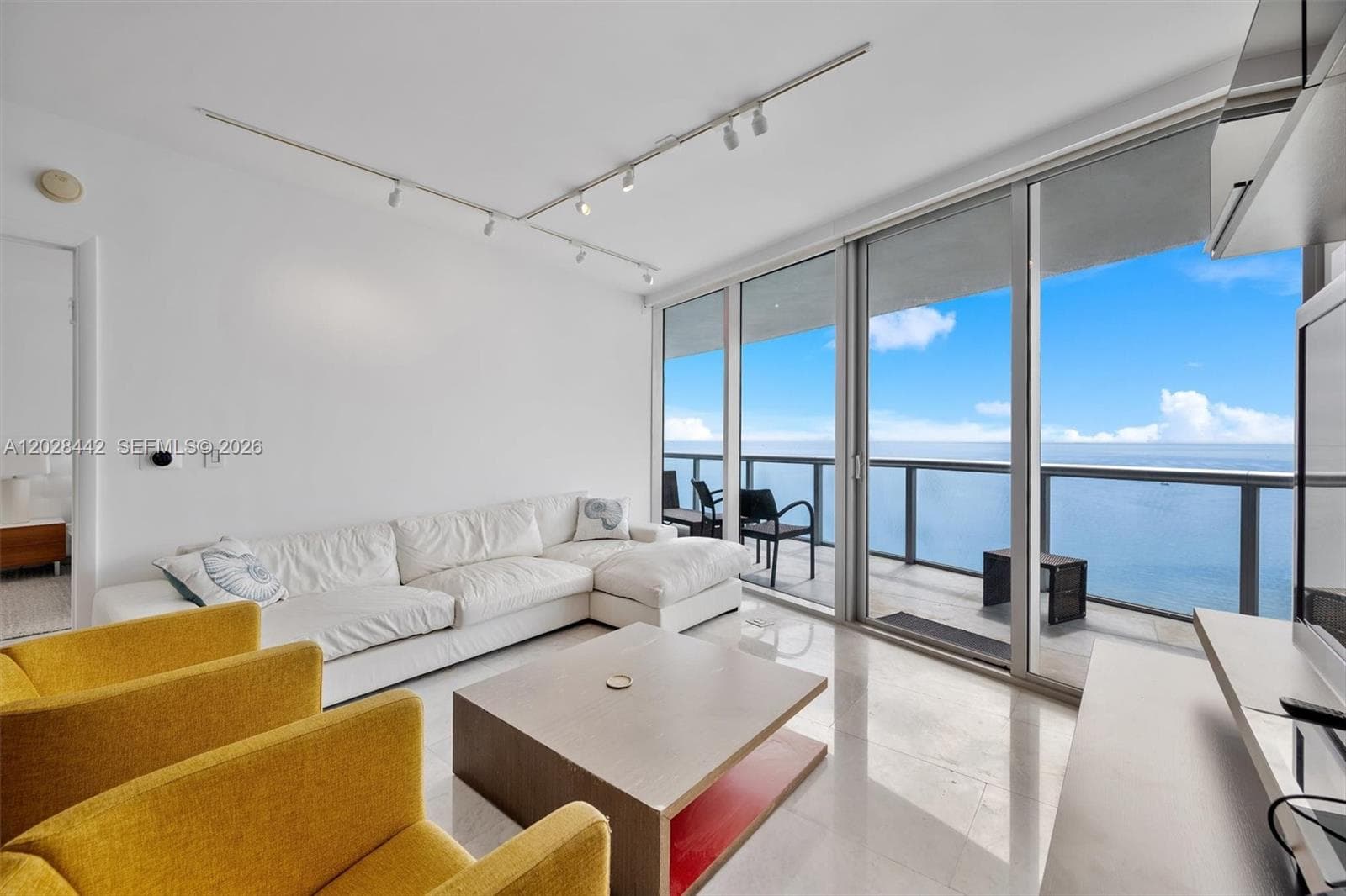 17001 Collins Ave 2307 photo 6