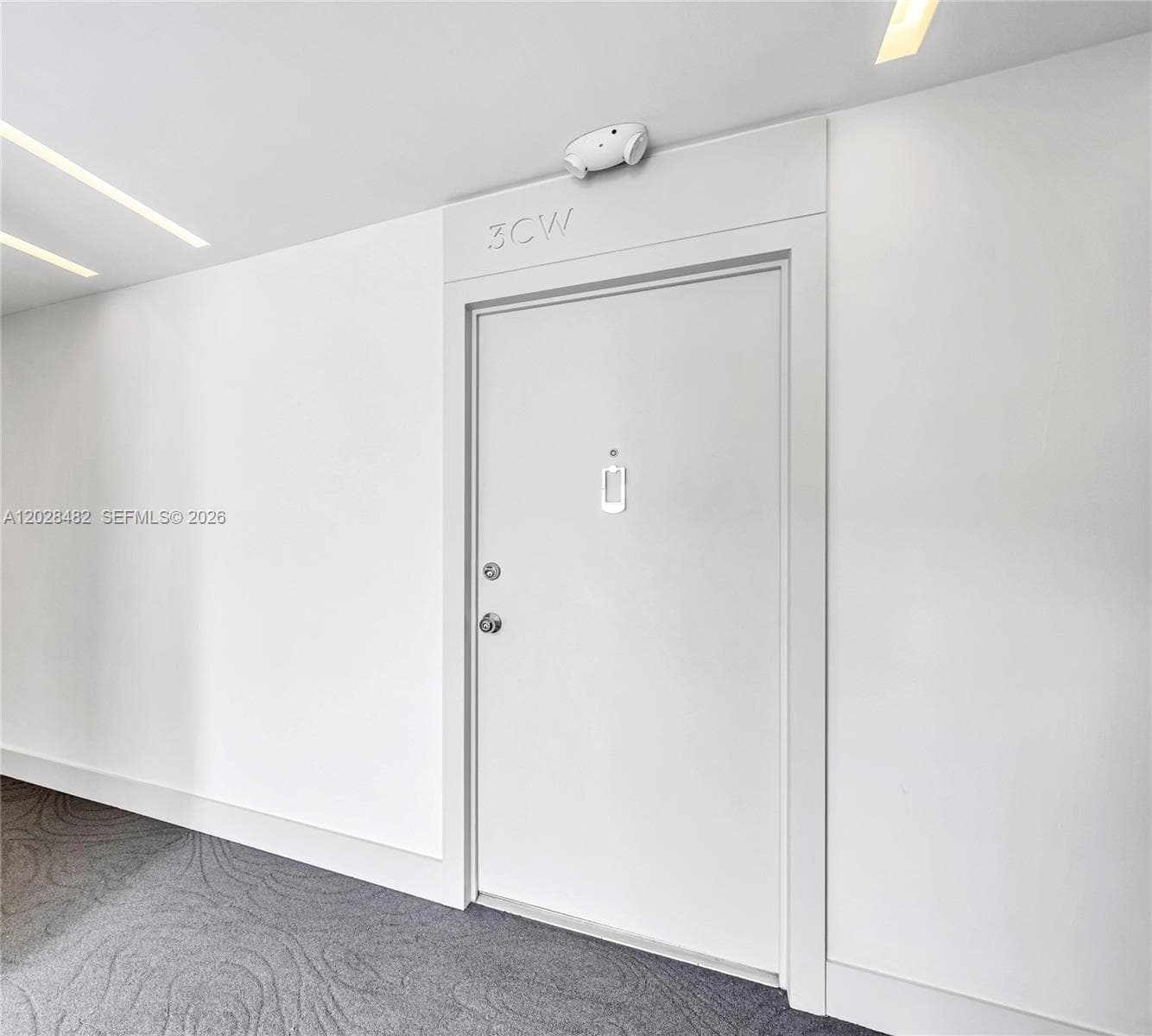 9102 W Bay Harbor Dr 3-C photo 6