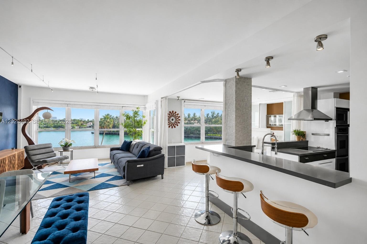 9102 W Bay Harbor Dr 3-C photo 10