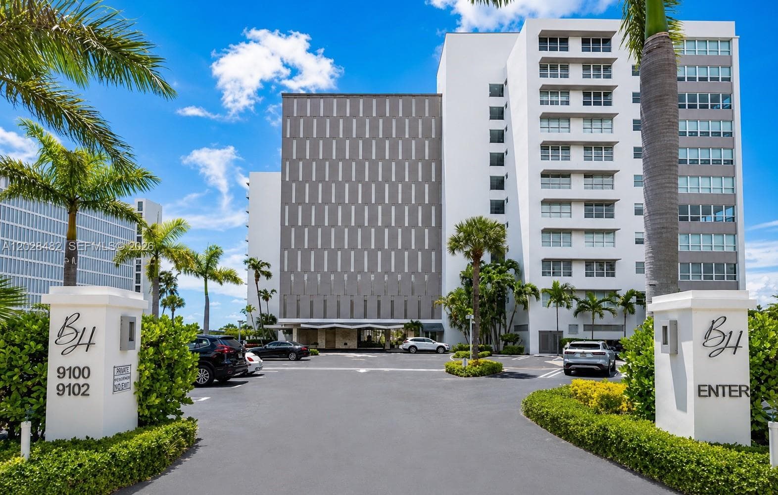 9102 W Bay Harbor Dr 3-C photo 25