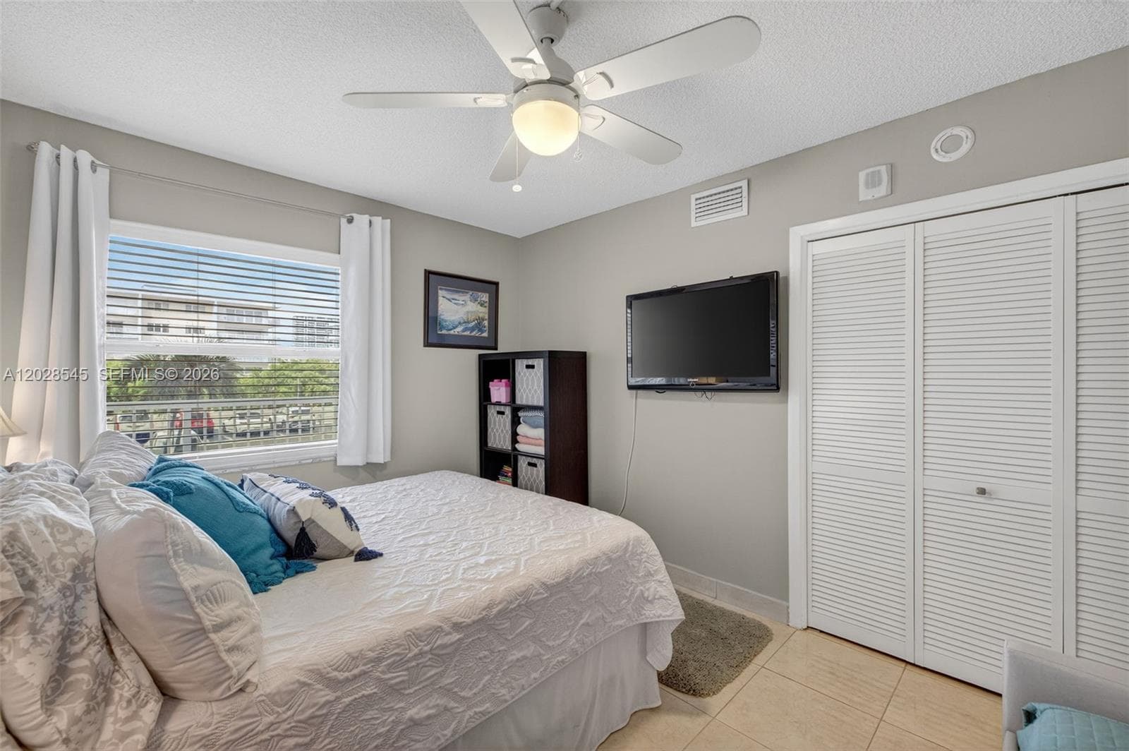 121 Golden Isles Dr 205 photo 7