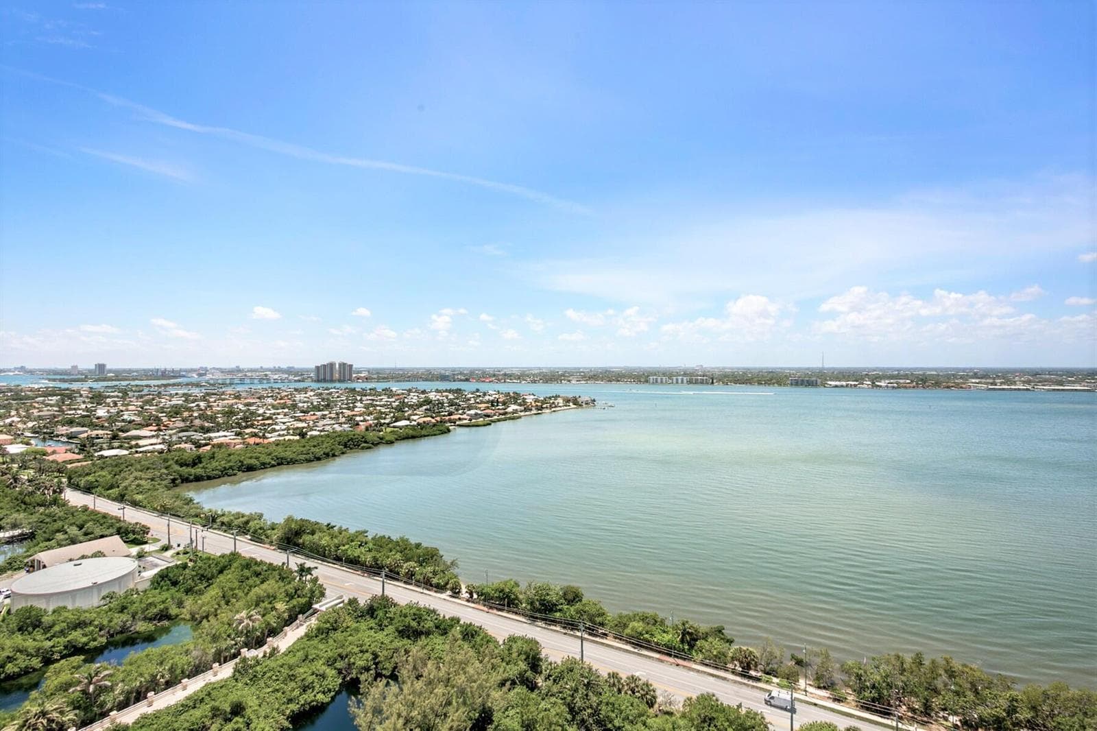 5070 N Ocean Drive 23c photo 4