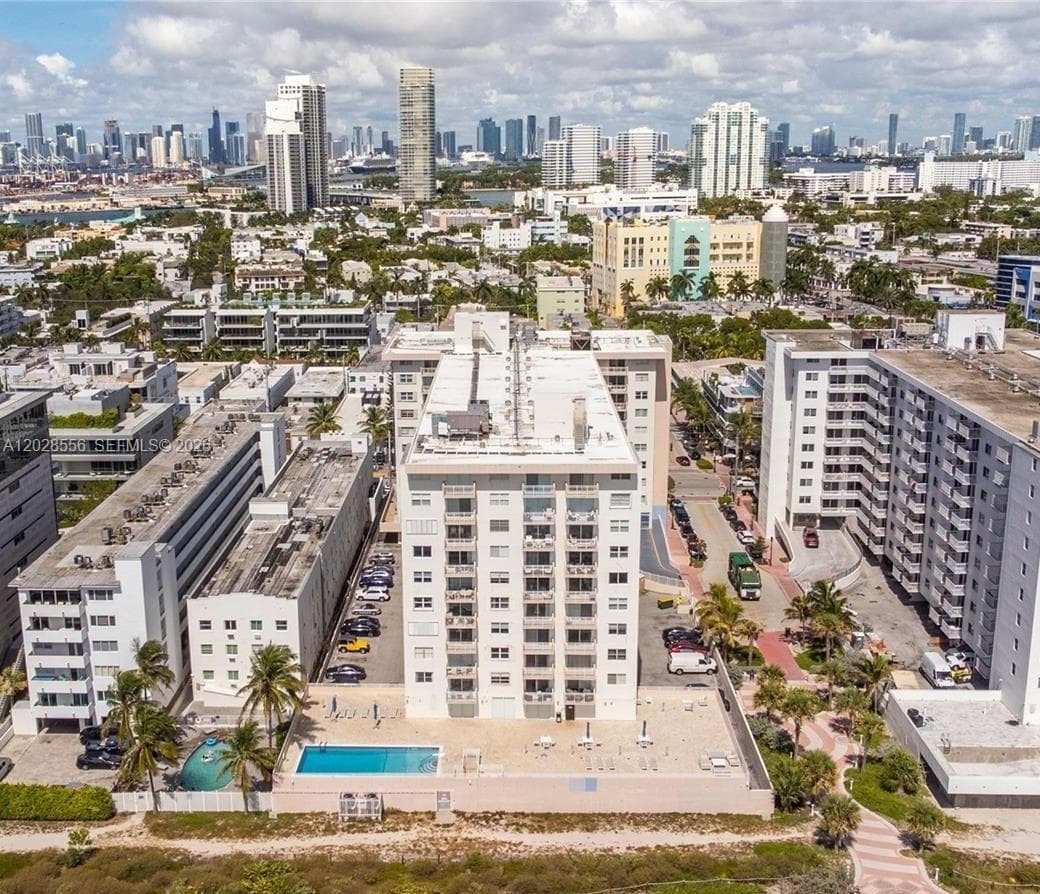 345 Ocean Dr 602 photo 1