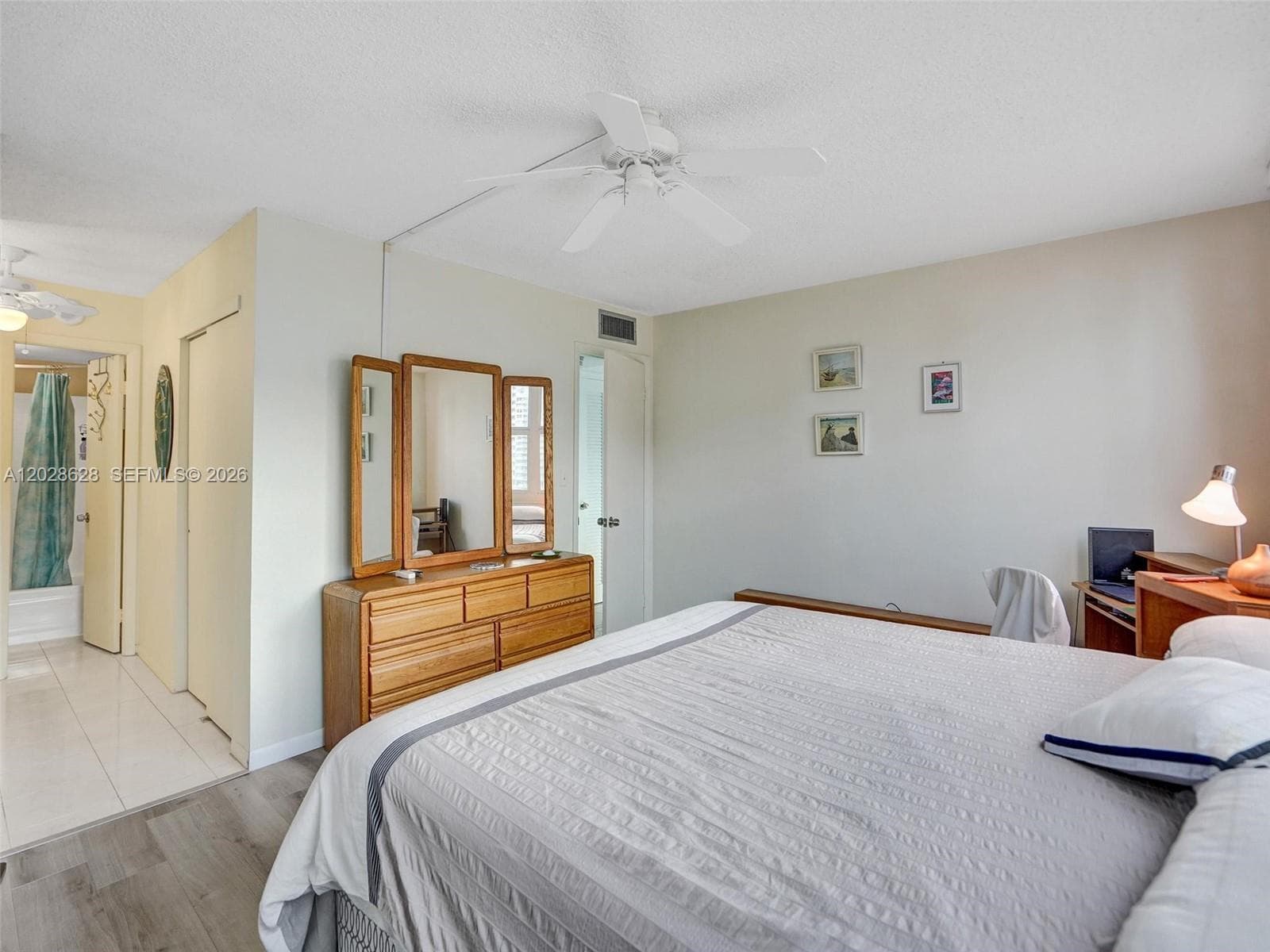 3113 S Ocean Dr 603 photo 10