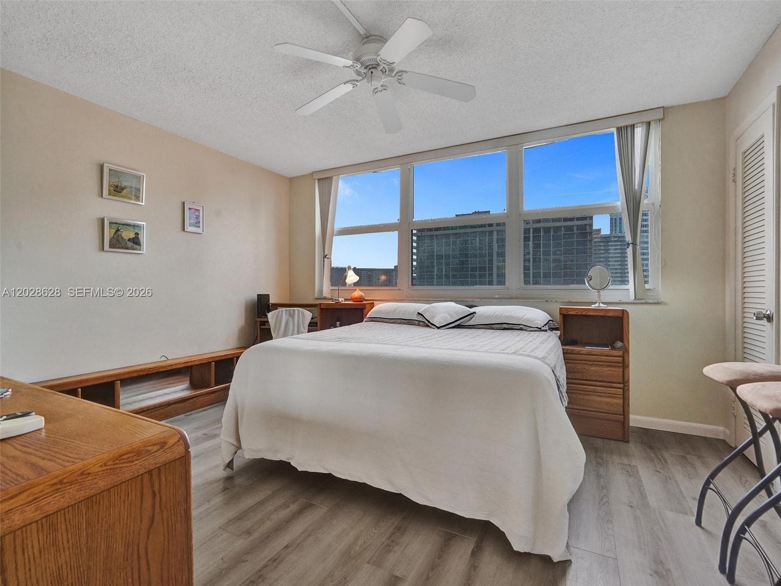 3113 S Ocean Dr 603 photo 11