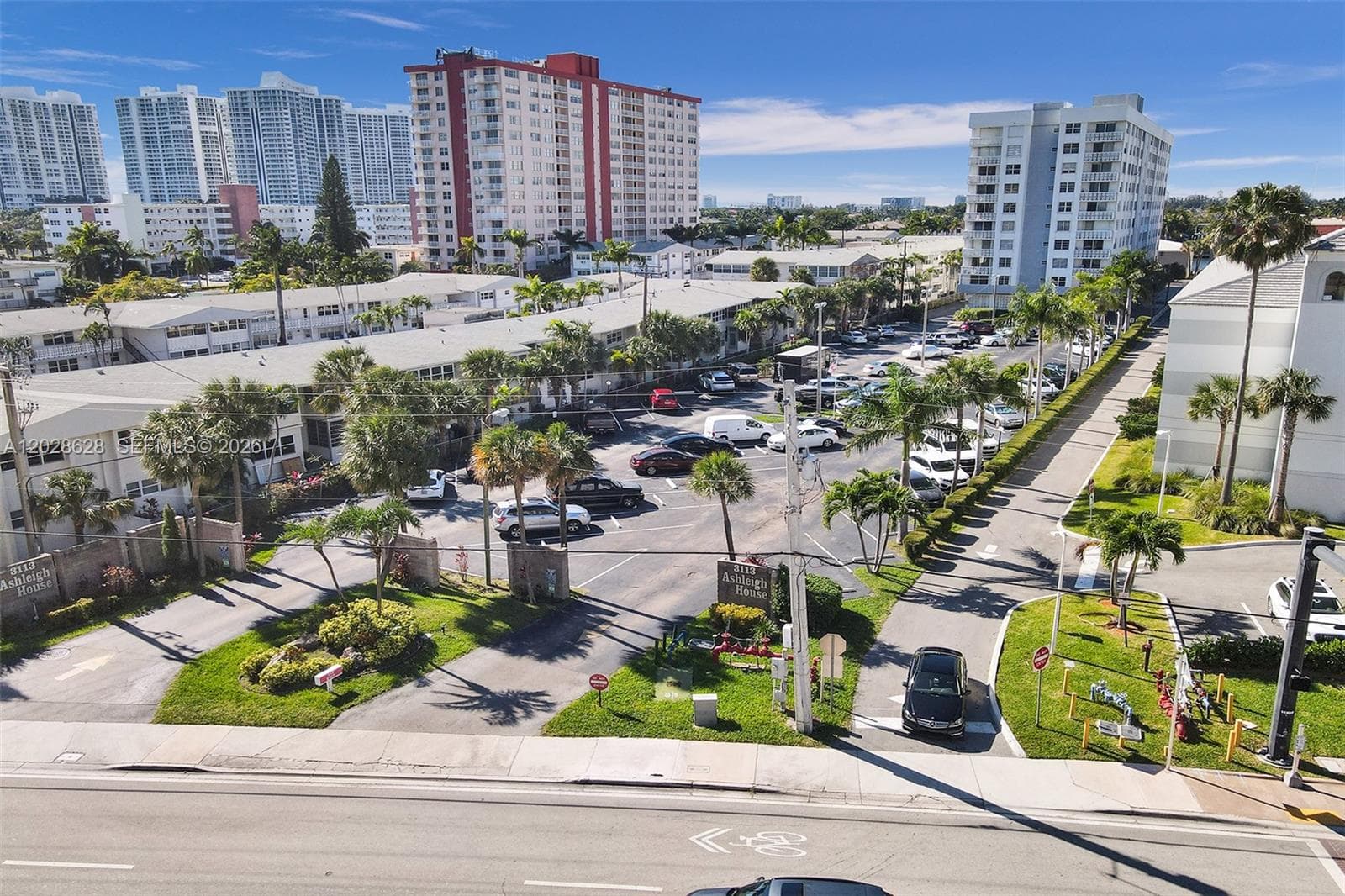 3113 S Ocean Dr 603 photo 25