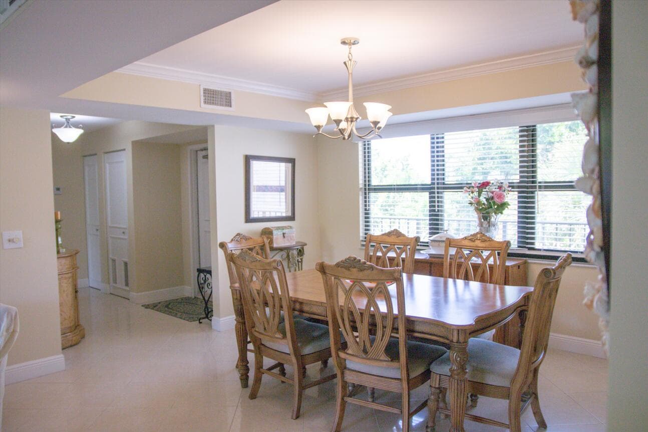 277 N Ocean Boulevard 304 photo 22