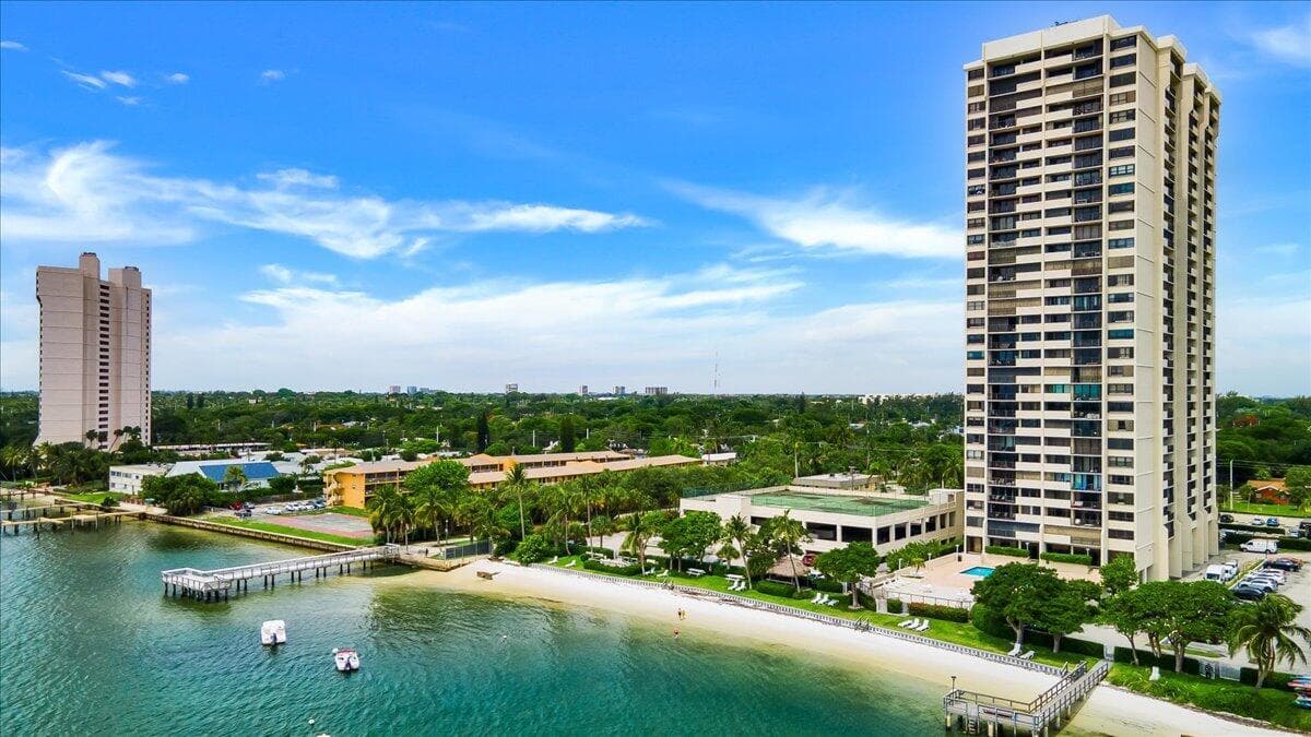 5600 N Flagler Drive Unit 1203 photo 2