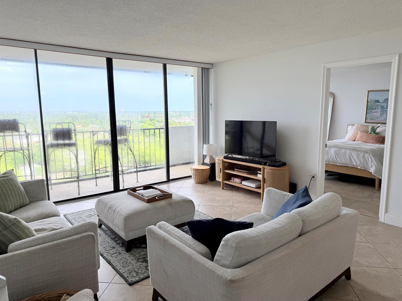 5600 N Flagler Drive Unit 1203 photo 3