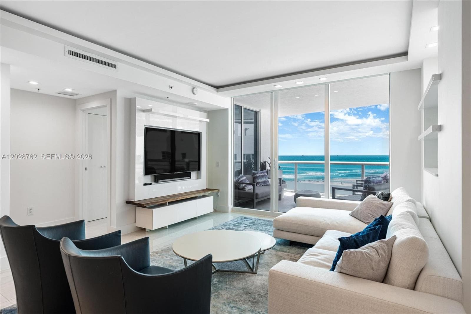3801 Collins Ave 703 photo 3