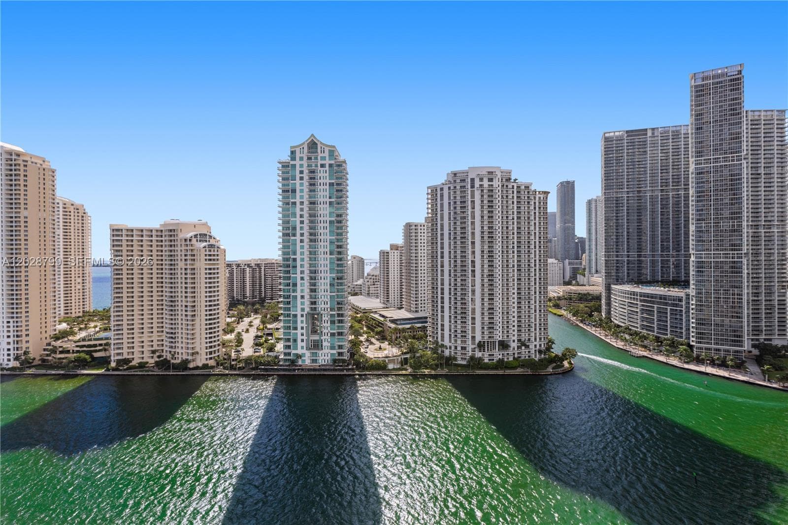 325 S Biscayne Blvd 2517 photo 2