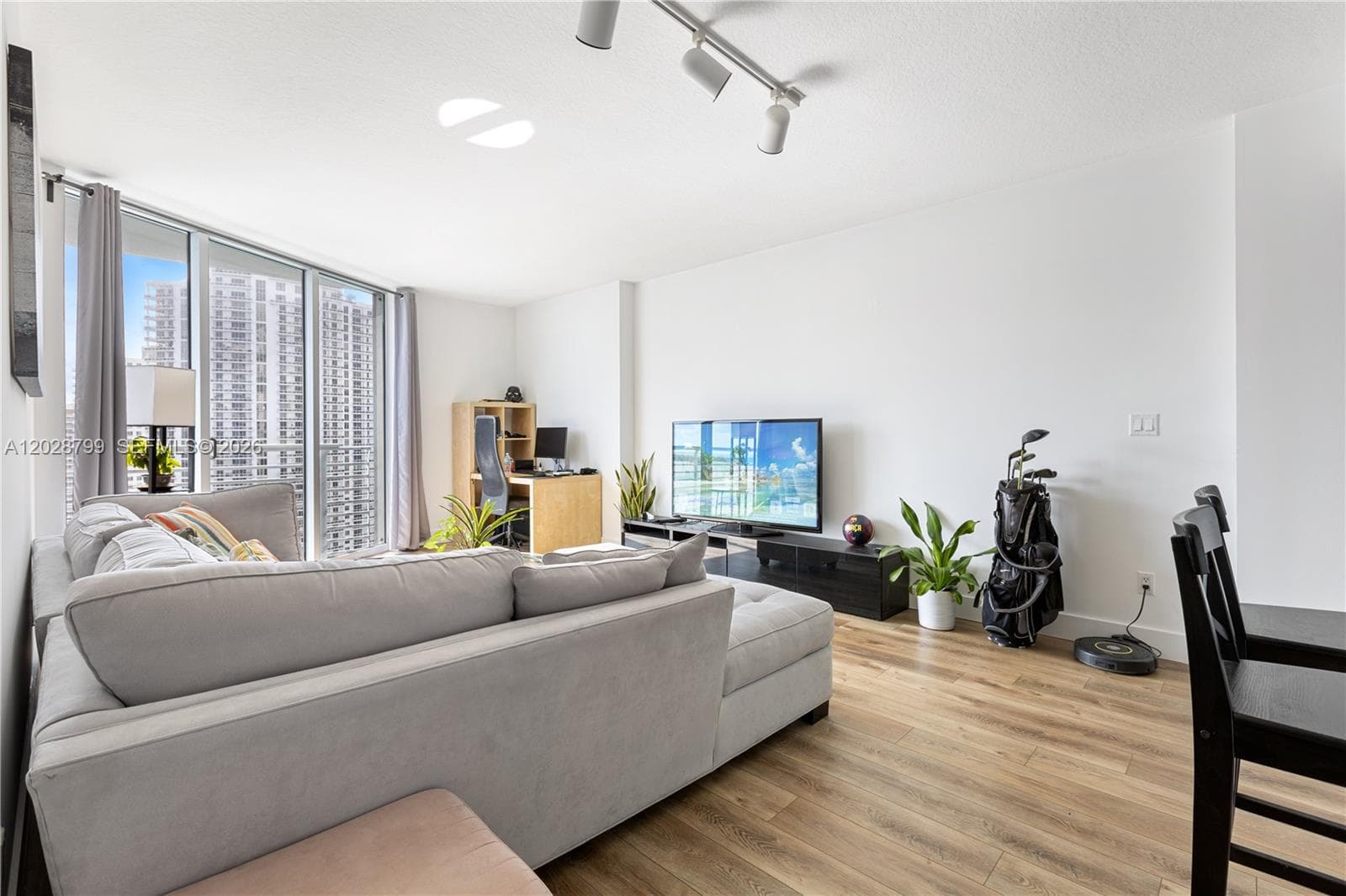 325 S Biscayne Blvd 2517 photo 15