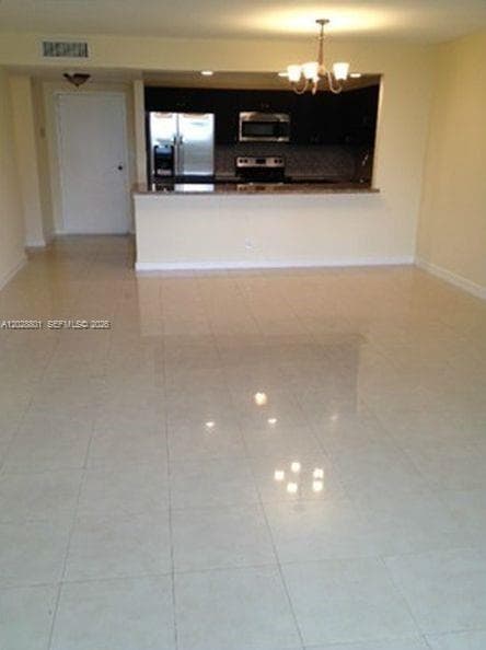 2500 Parkview Dr 307 photo 2