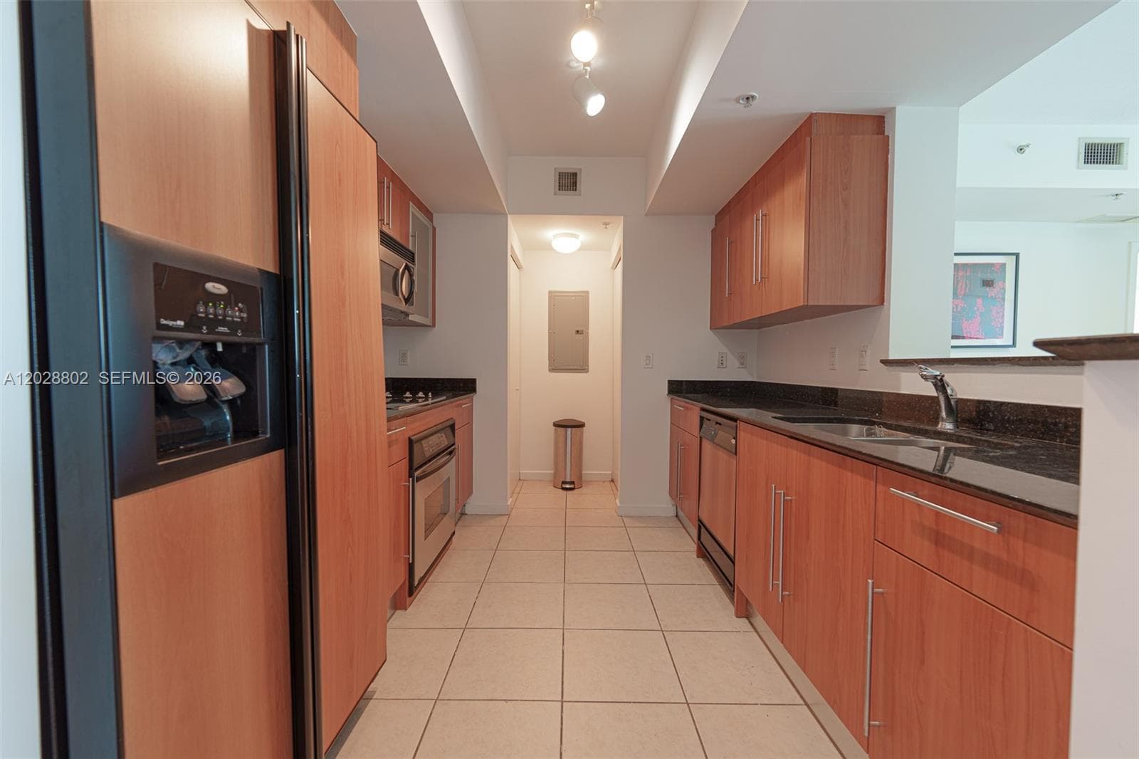 325 S Biscayne Blvd 821 photo 23