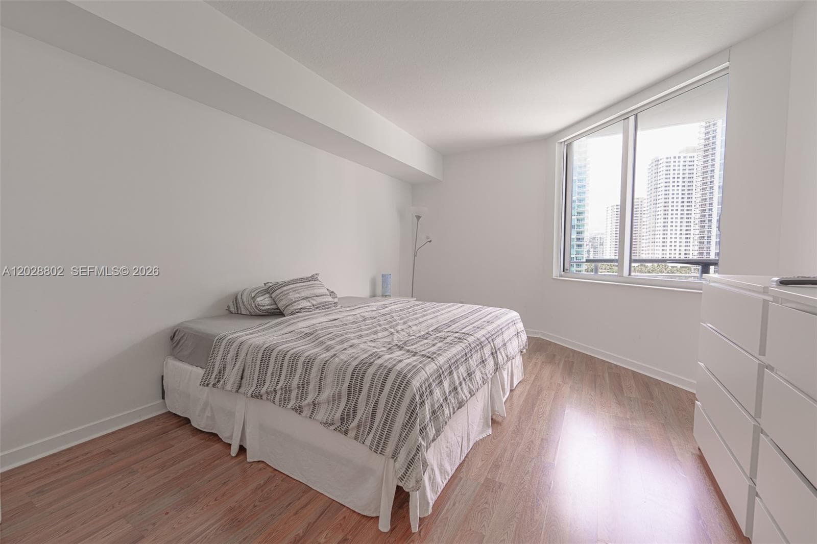 325 S Biscayne Blvd 821 photo 16