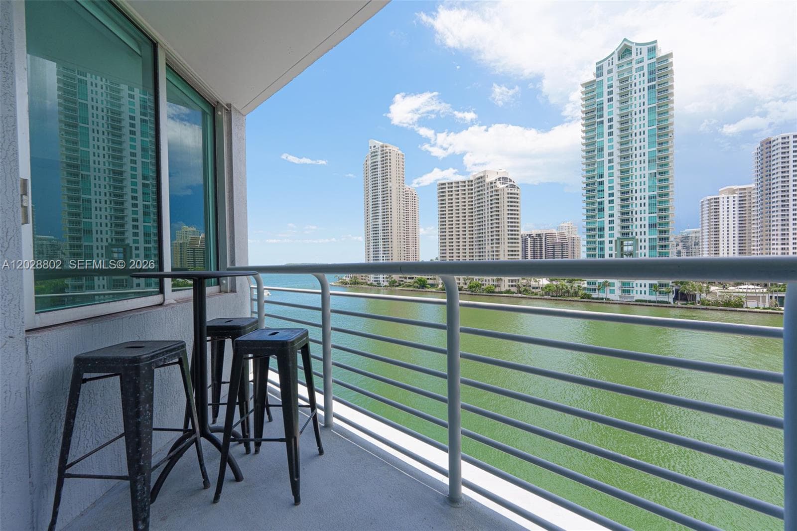 325 S Biscayne Blvd 821 photo 5