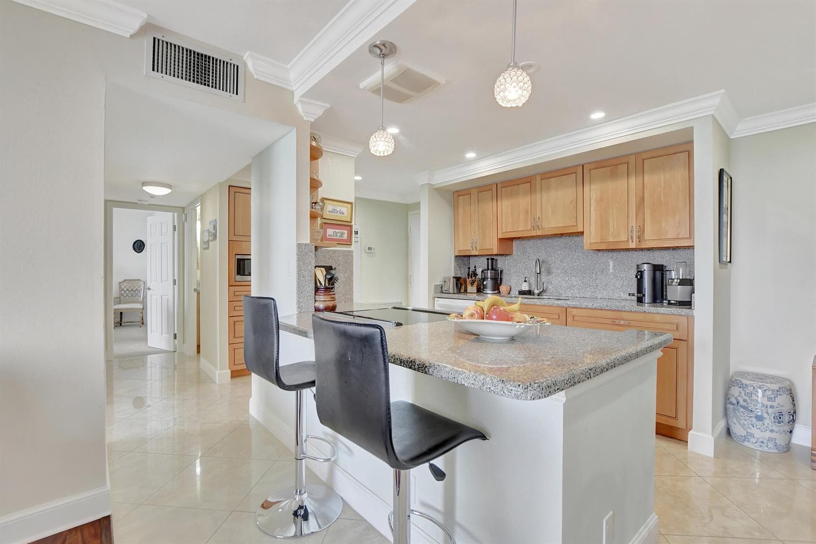 2121 N Ocean Boulevard 1405e photo 7
