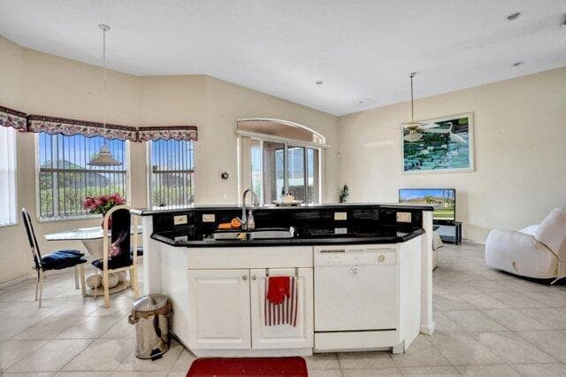 15334 Fiorenza Circle photo 8
