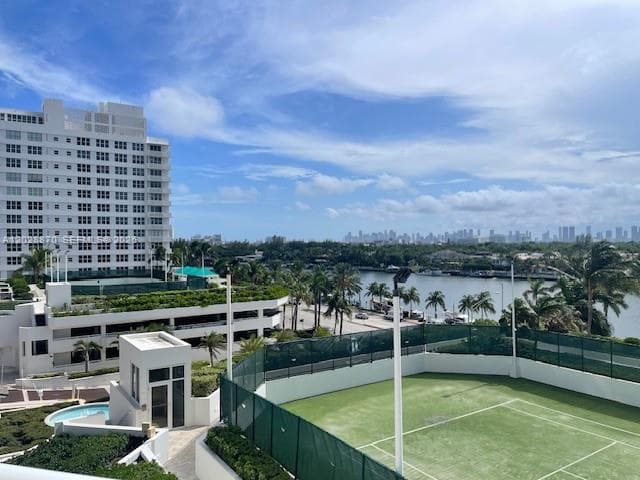 4779 Collins Ave 706 photo 20