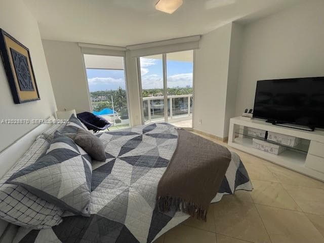 4779 Collins Ave 706 photo 9