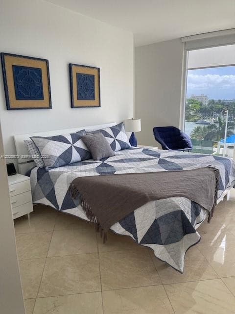 4779 Collins Ave 706 photo 11