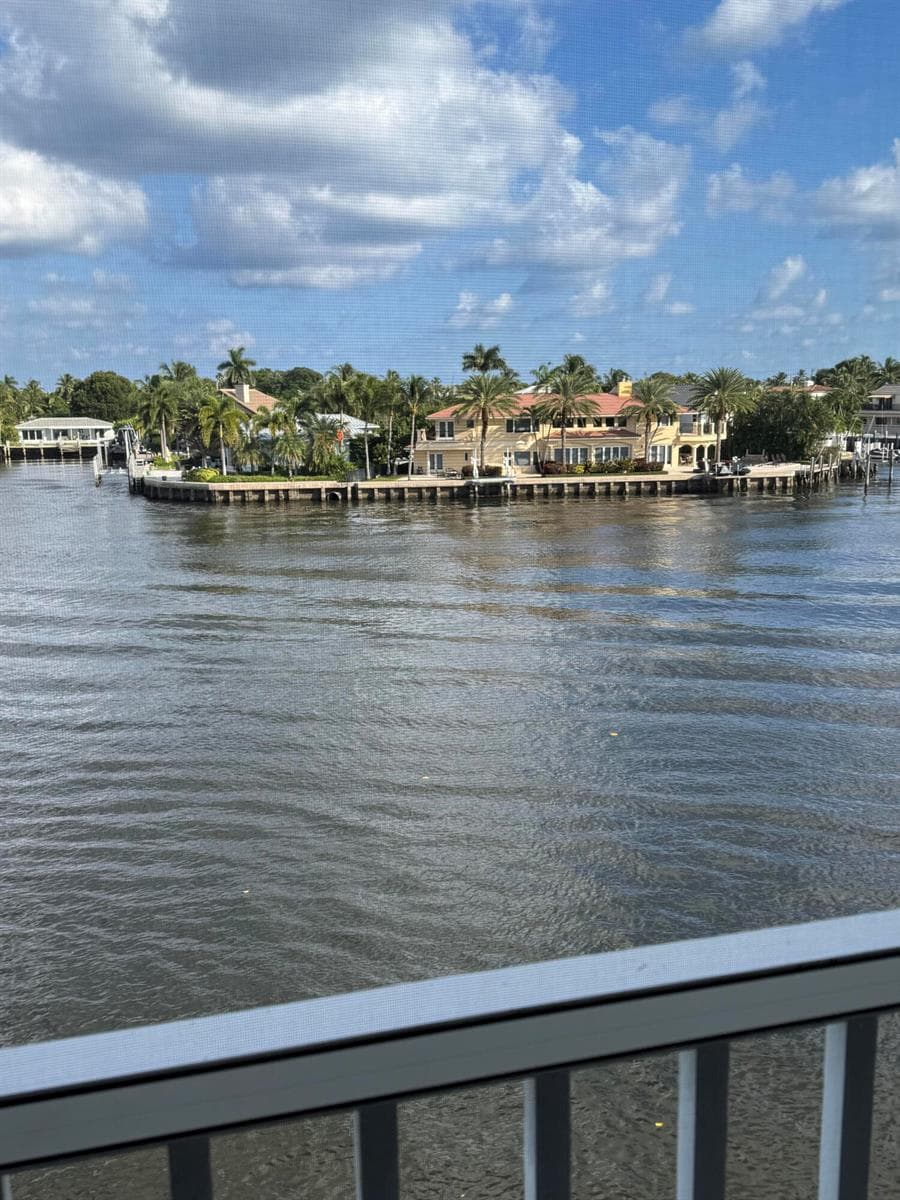 650 Snug Harbor Drive G301 photo 6