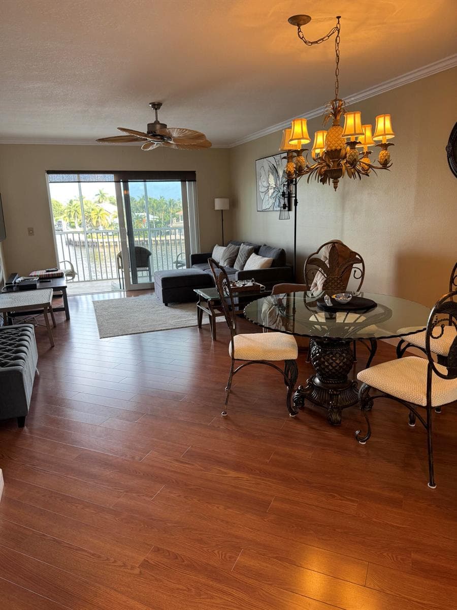 650 Snug Harbor Drive G301 photo 10