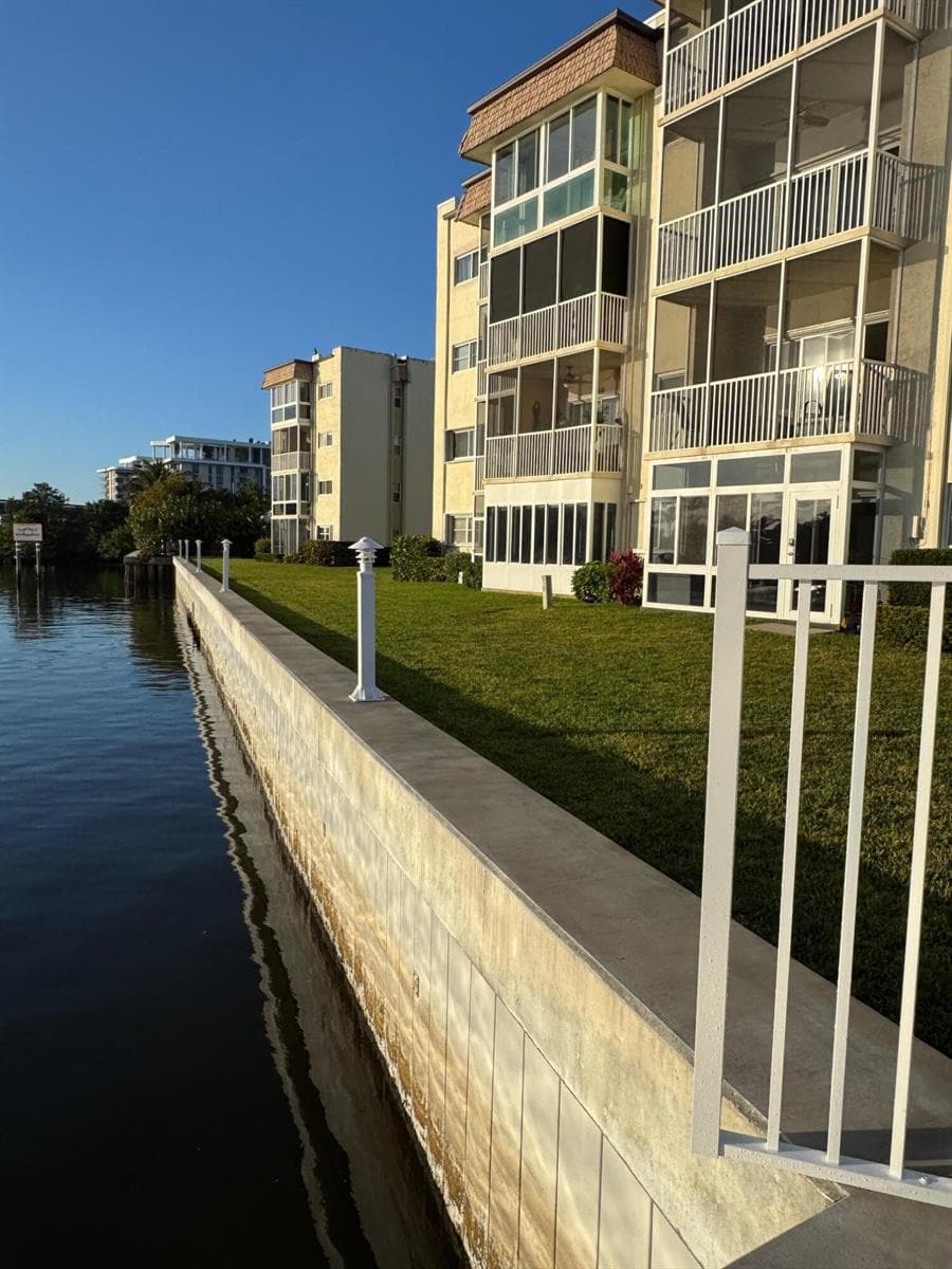650 Snug Harbor Drive G301 photo 15