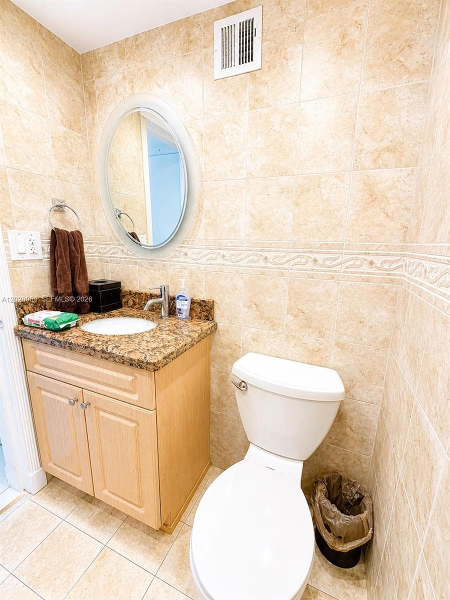 5005 Collins Ave 616 photo 20