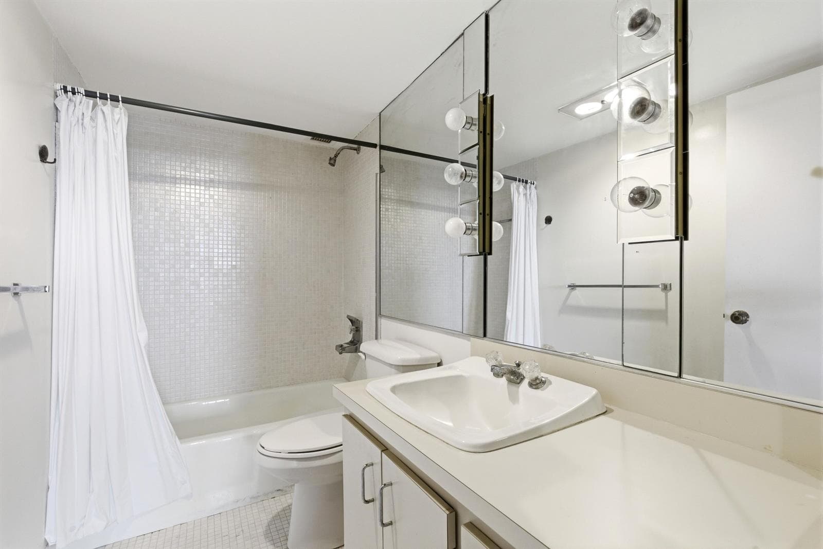 2500 E Las Olas Boulevard 1505 photo 19