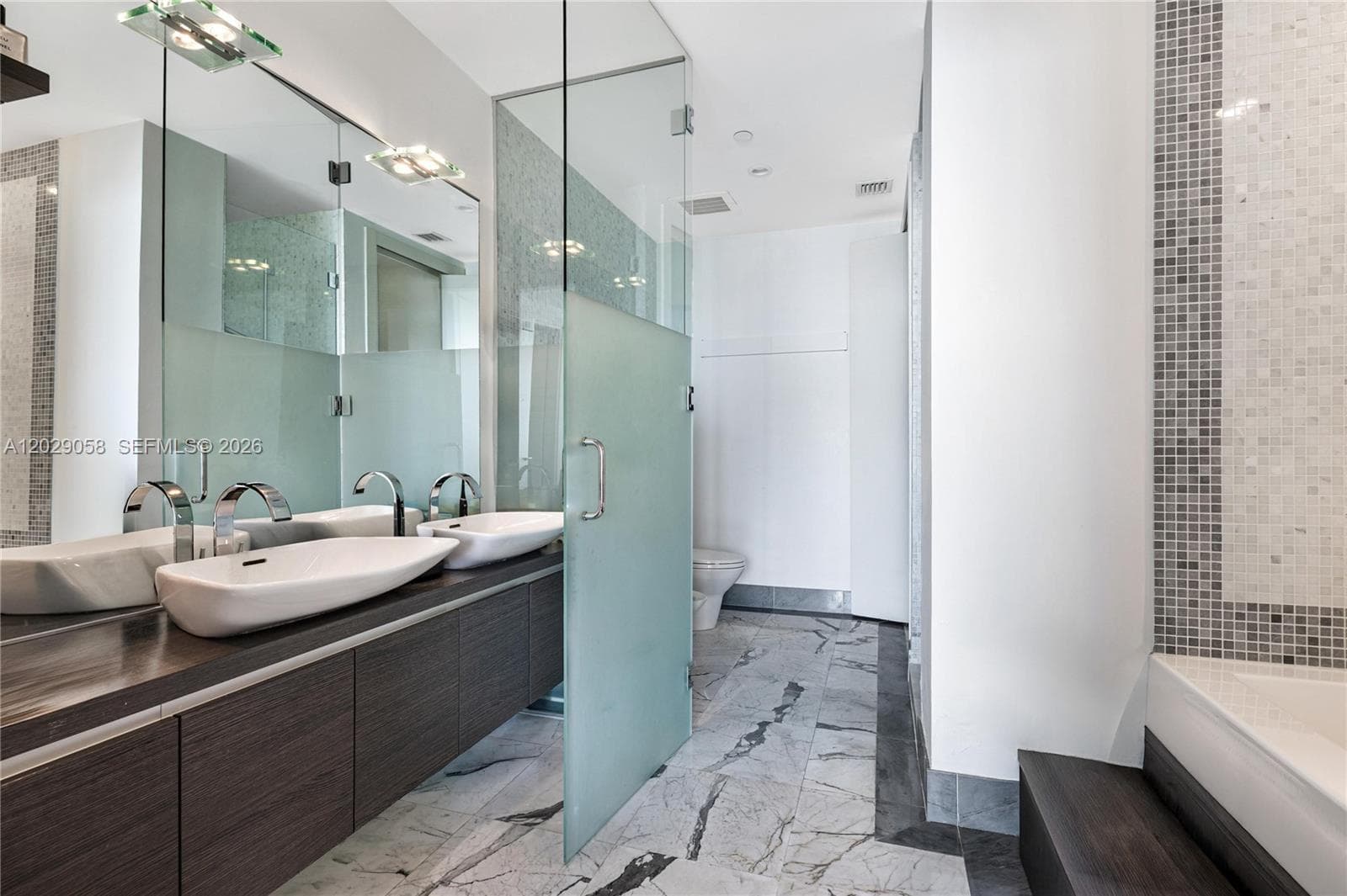 200 Biscayne Boulevard Way 4812 photo 23