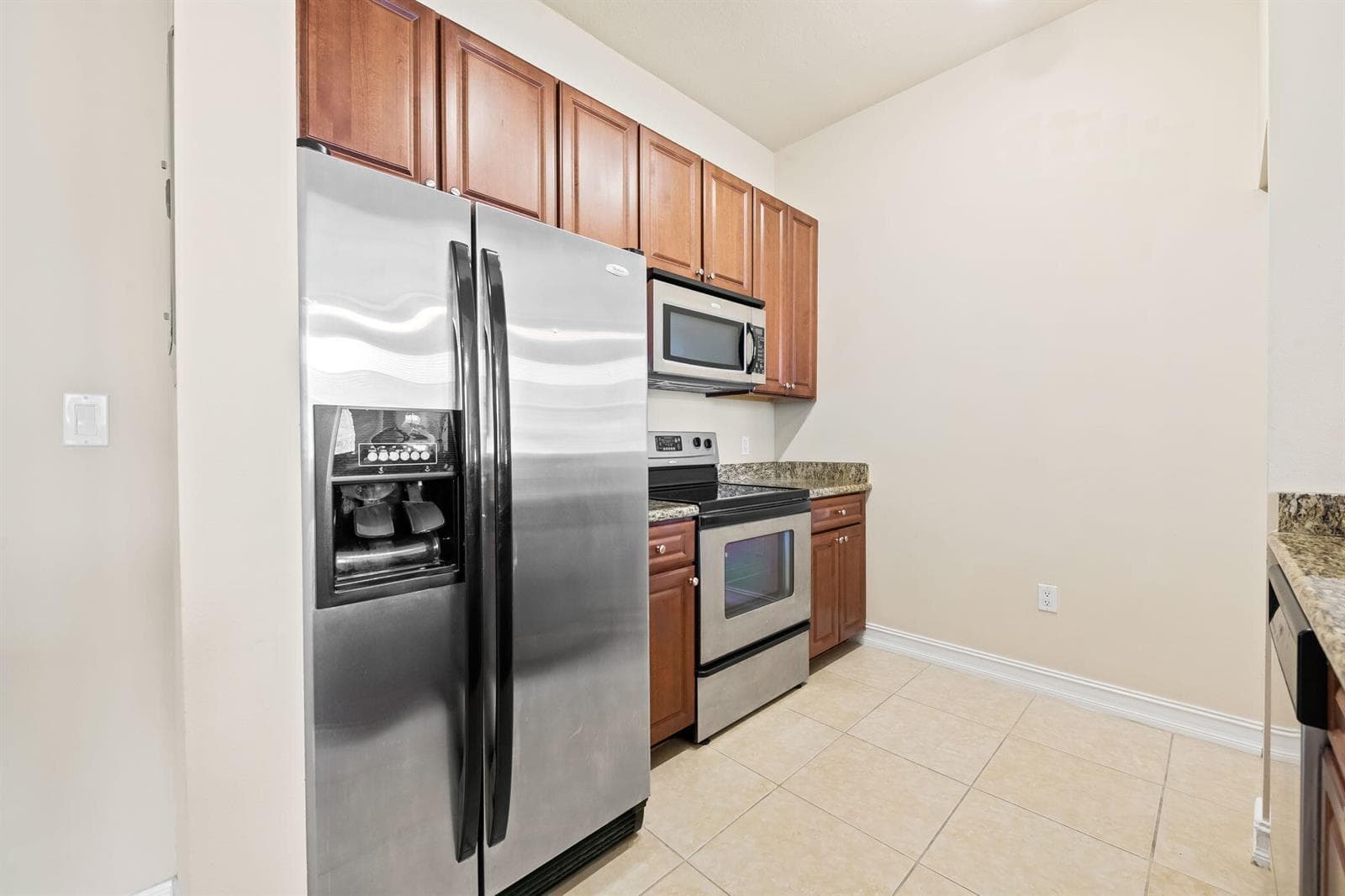 3001 NE 185th Street 536 photo 9