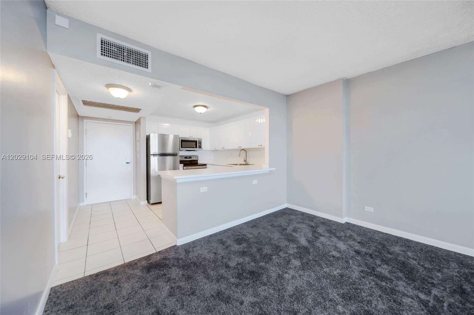 2301 Collins Ave 1030 photo 16