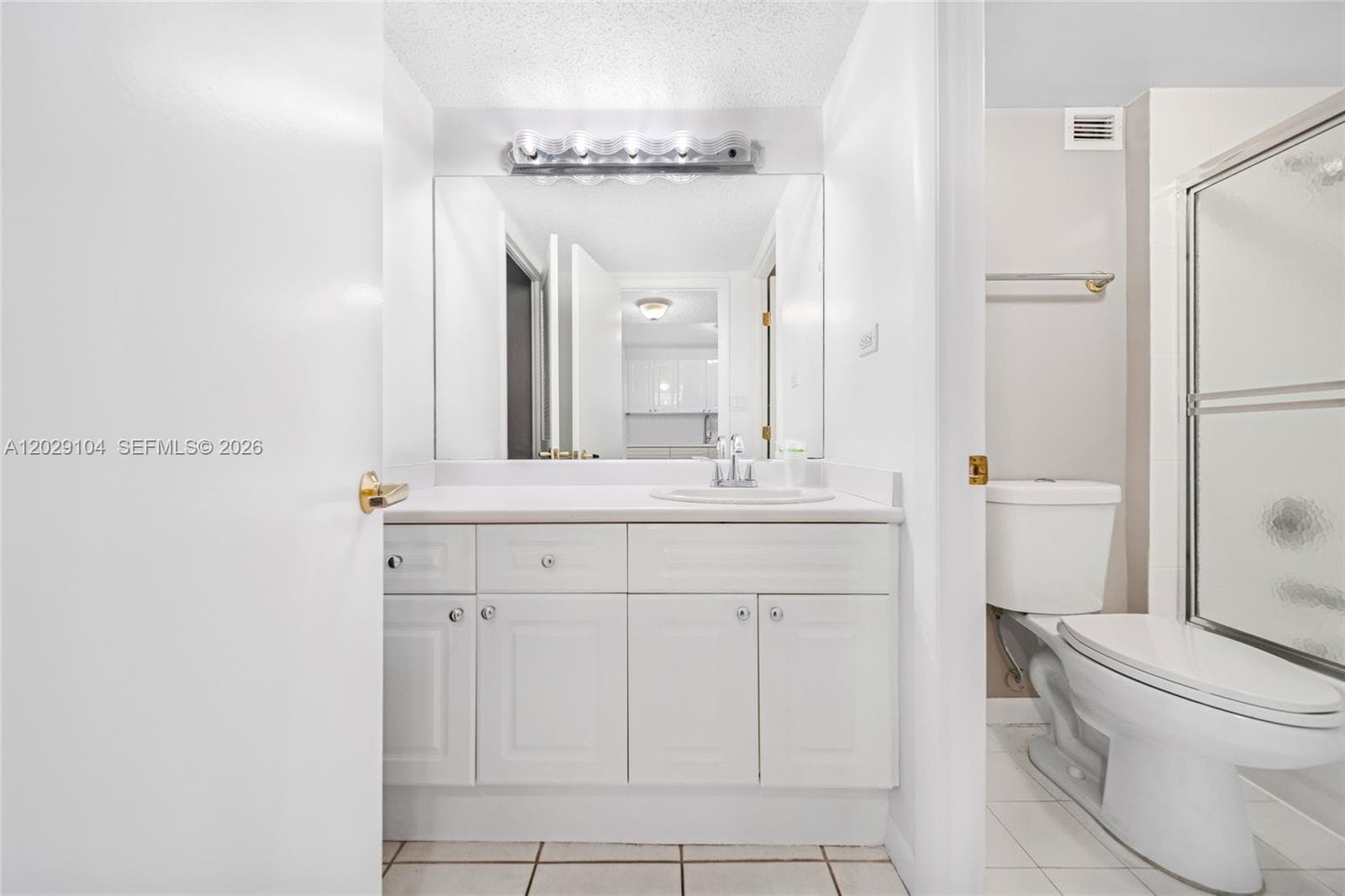 2301 Collins Ave 1030 photo 20