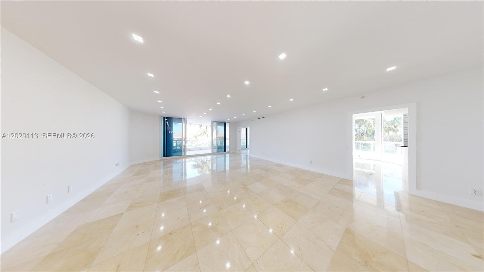 21050 NE 38th Ave 305 photo 11