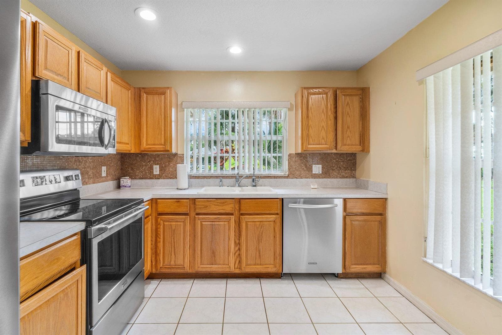 15592 99th Street N photo 11