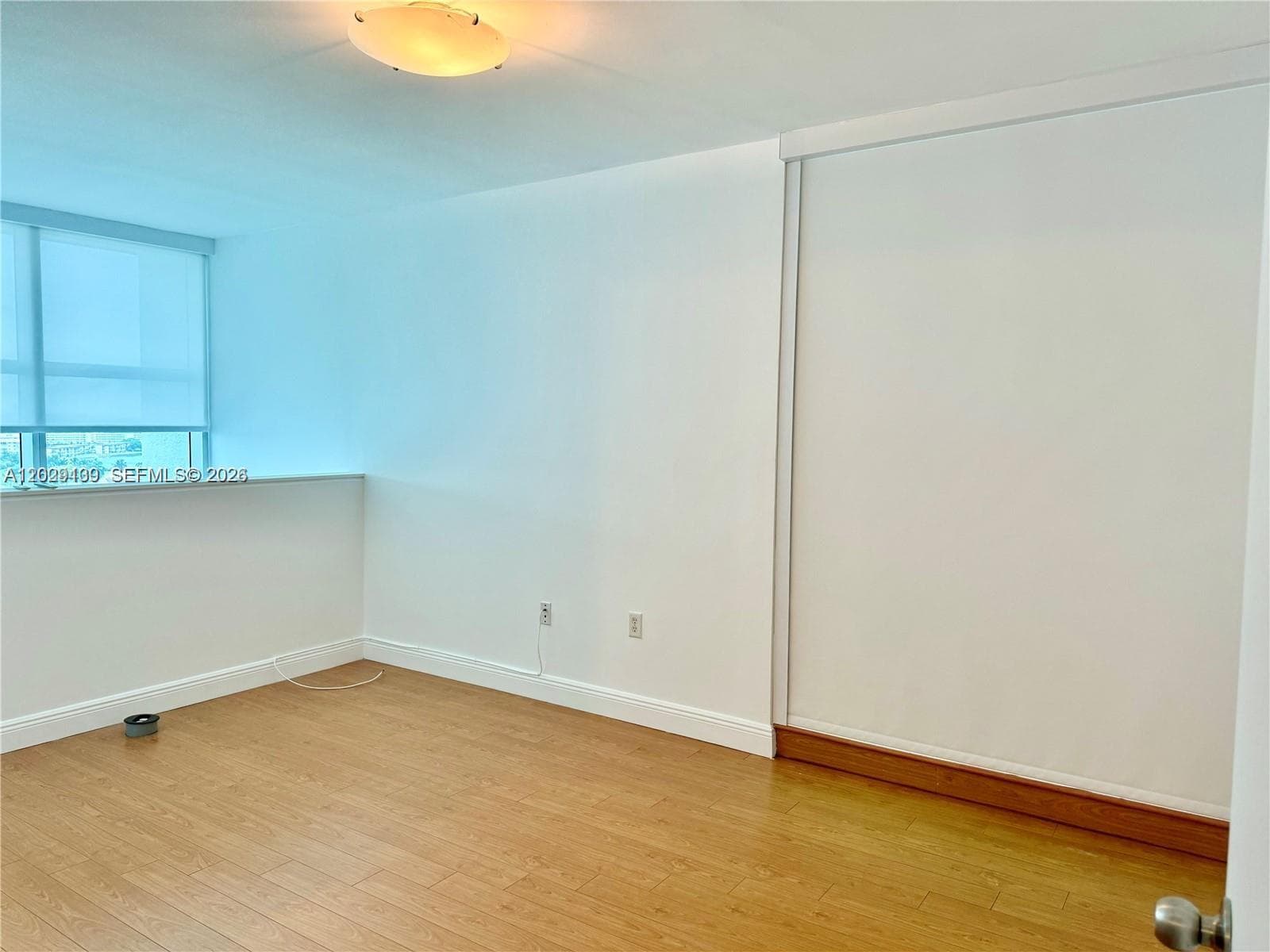 3131 NE 188th St 2-1213 photo 11