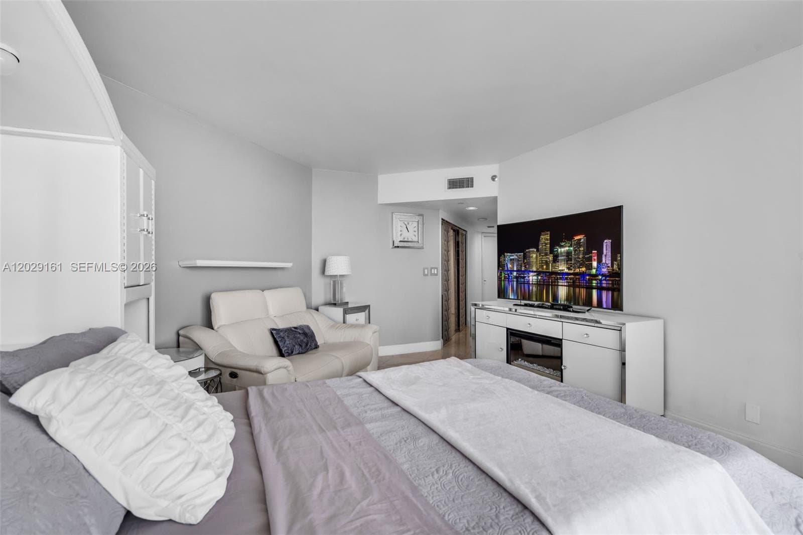 16485 Collins Ave 1832 photo 16