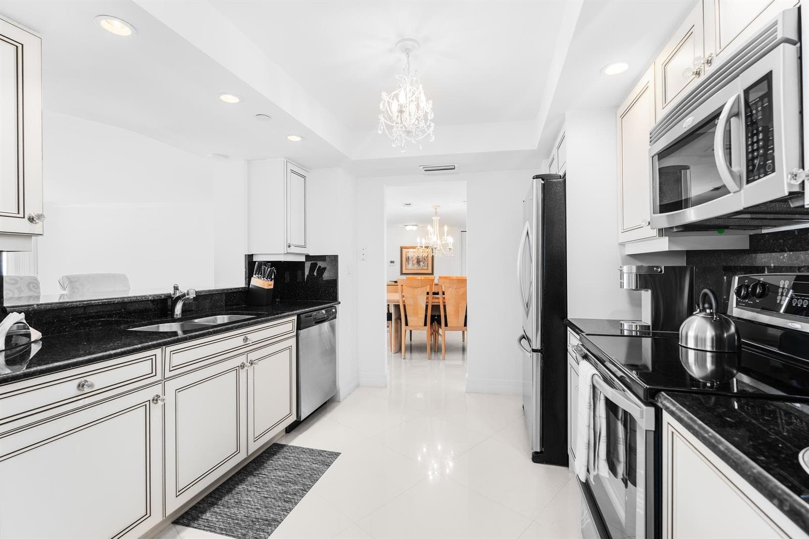 3000 N Ocean Drive 28e photo 11