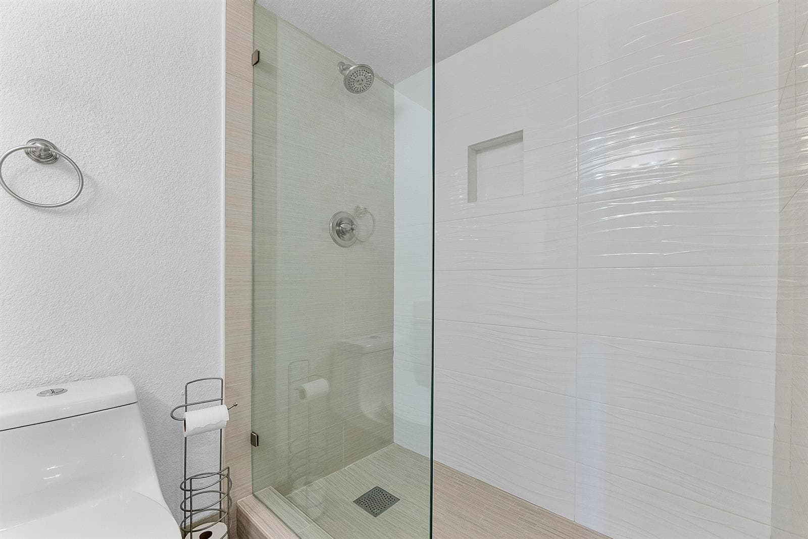 2751 S Ocean Drive 602s photo 17