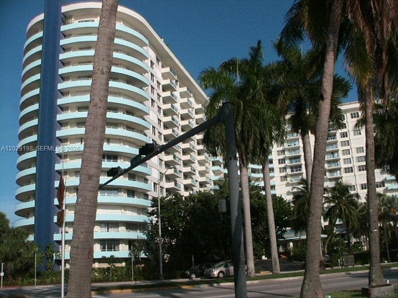 5161 Collins Ave 909 photo 12