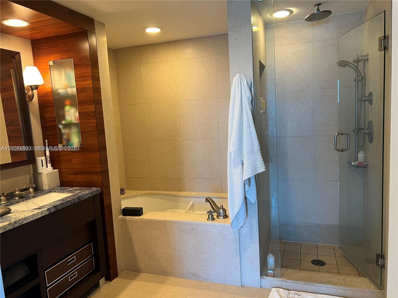 6799 Collins Ave 1501 photo 19