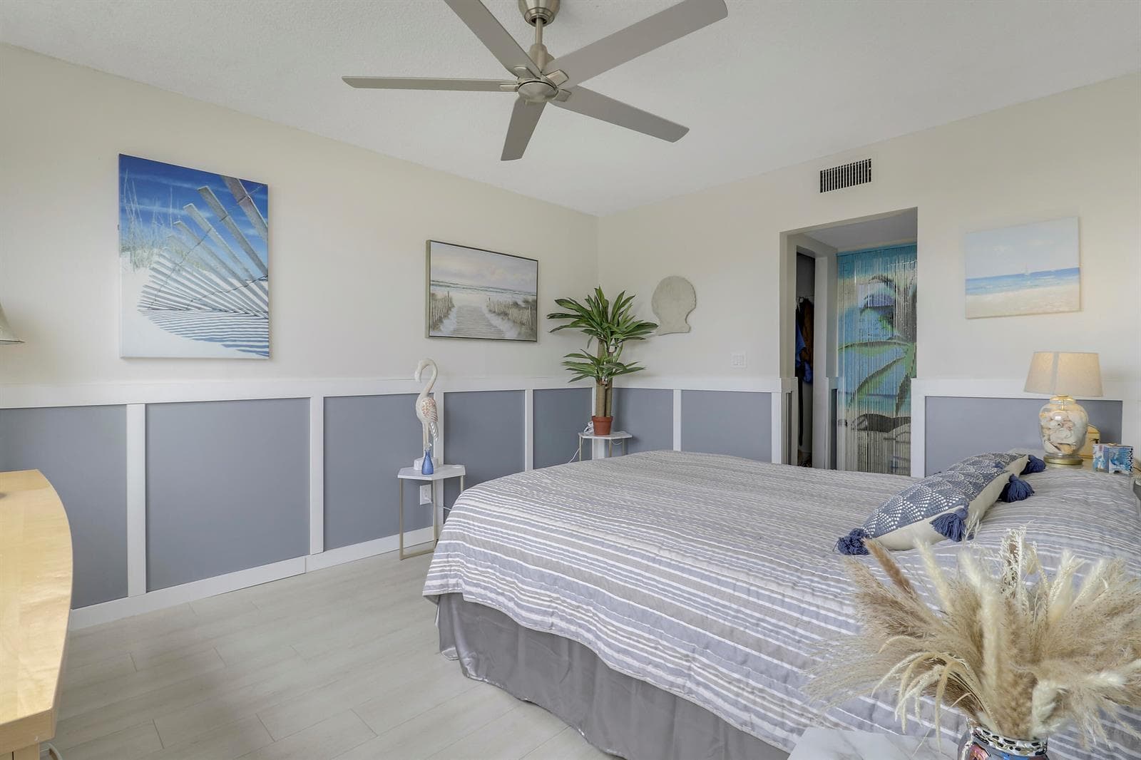 1820 New Palm Way 202 photo 17