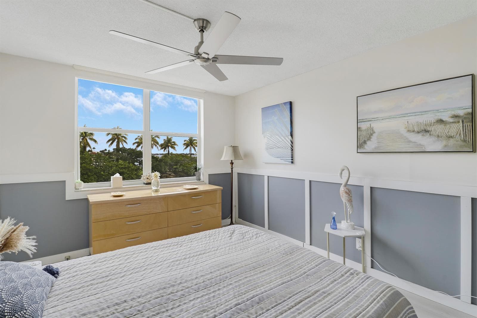 1820 New Palm Way 202 photo 16