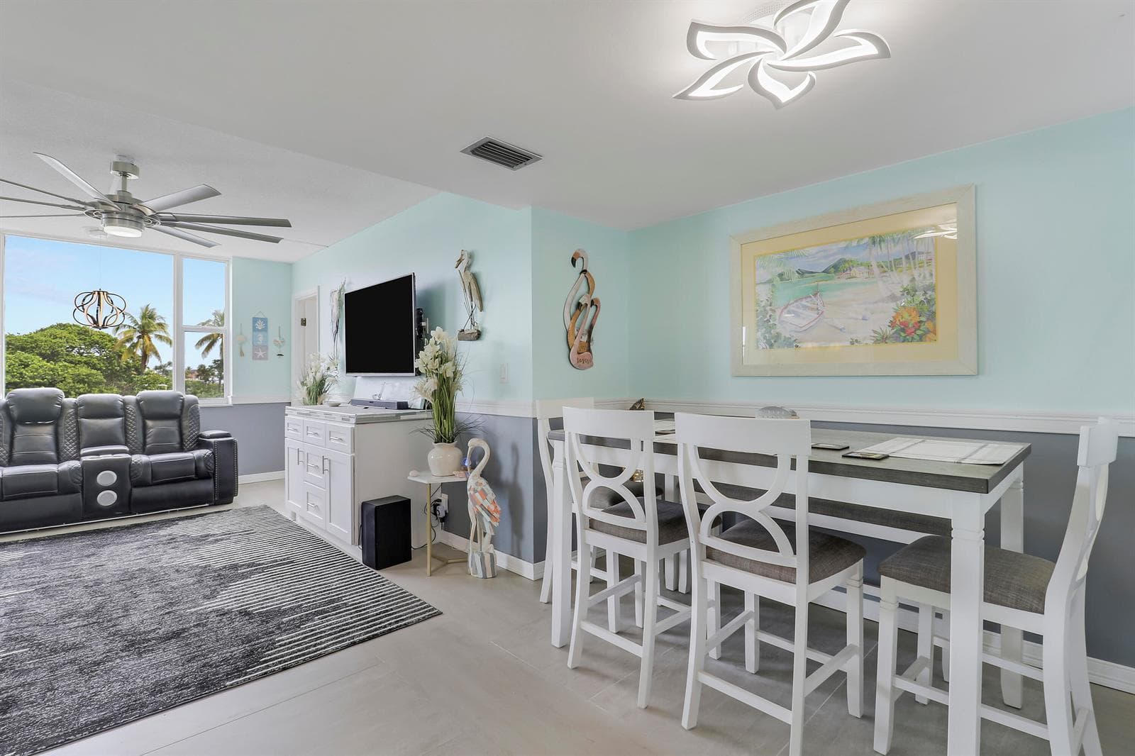 1820 New Palm Way 202 photo 7