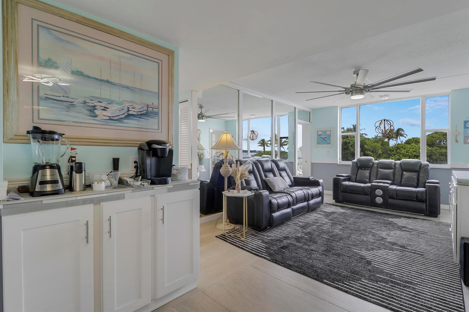 1820 New Palm Way 202 photo 5