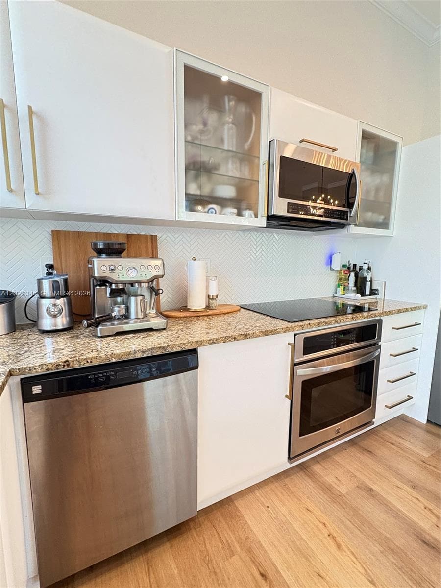 610 W Las Olas Blvd 117N photo 9