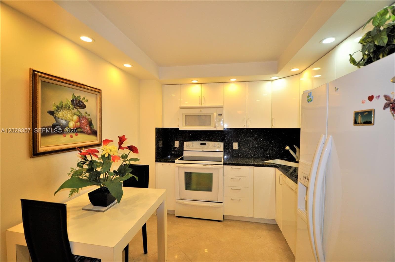 1865 S Ocean Dr 20H photo 4