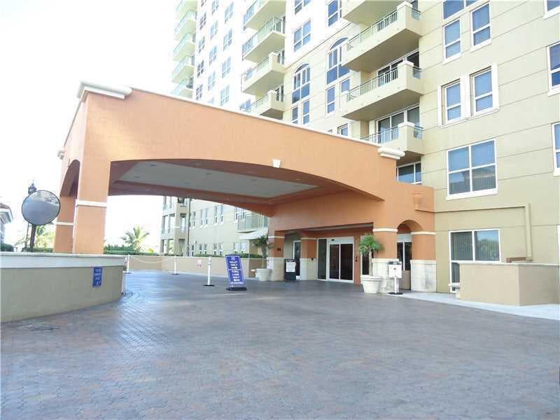 2080 S Ocean Drive 703 photo 11